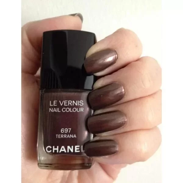 Chanel Nail Polish Le Vernis 697 Terrana